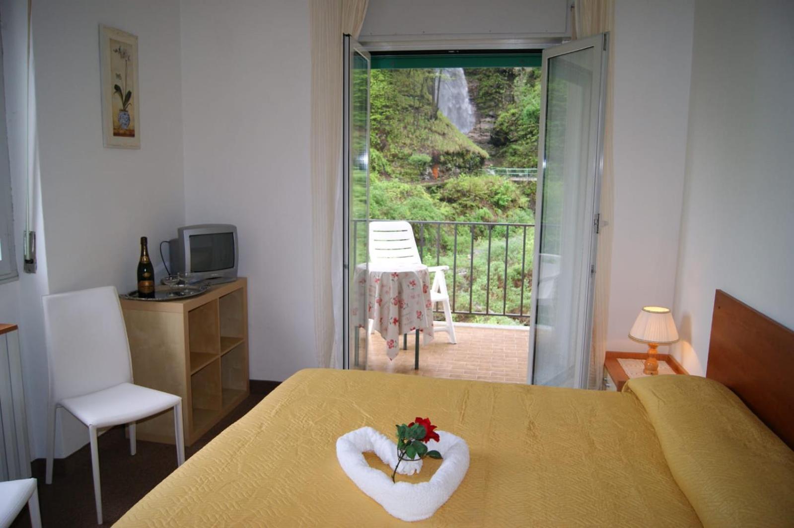 Albergo Ristorante Pace Bognanco Екстериор снимка
